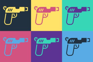 Pop Art Pistol ya da silah ikonu renk arkaplanına izole edilmiş. Polis ya da askeri silah. Küçük ateşli silah. Vektör.