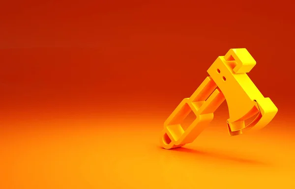 Icono de hacha de madera amarilla aislado sobre fondo naranja. Hacha de leñador. Concepto minimalista. 3D ilustración 3D render — Foto de Stock