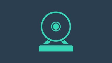 Turkuaz gong müzik perküsyon enstrümanı dairesel metal disk ikonu mavi arka planda izole edildi. 4K Video hareketli grafik canlandırması