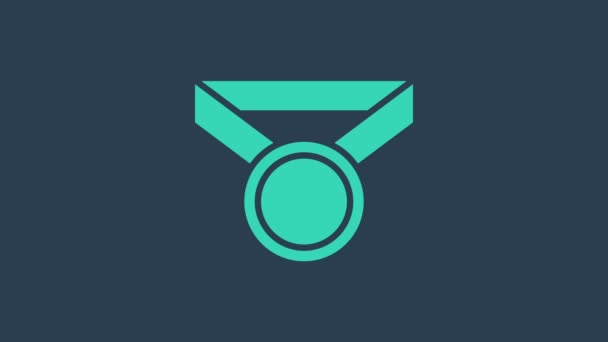 Tyrkysová medaile ikona izolované na modrém pozadí. Symbol vítěze. Grafická animace pohybu videa 4K — Stock video