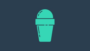 Mavi arka planda izole edilmiş waffle külahlı turkuaz dondurma. Güzel sembol. 4K Video hareketli grafik canlandırması