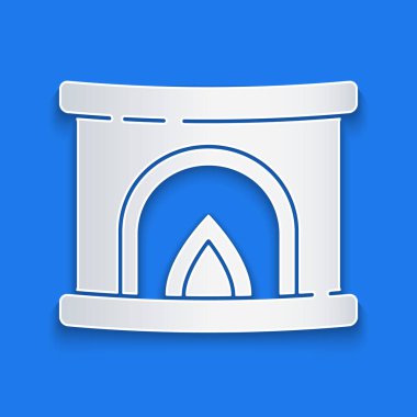 Kağıt kesiği şömine ikonu mavi arka planda izole edilmiş. Kağıt sanatı tarzı. Vektör.