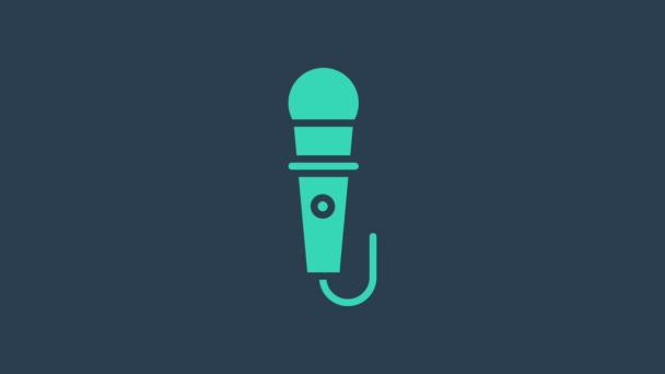 Icône microphone turquoise isolée sur fond bleu. Sur micro micro radio. Signal haut-parleur. Animation graphique de mouvement vidéo 4K — Video