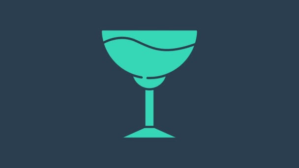 Icono de cristal de vino turquesa aislado sobre fondo azul. Signo de copa de vino. Animación gráfica de vídeo 4K — Vídeos de Stock