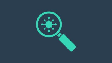 Büyüteç altındaki turkuaz virüs mavi arka planda izole edilmiş. Corona virüsü 2019-nCoV. Bakteriler, mikroplar, mantarlar. 4K Video hareketli grafik canlandırması