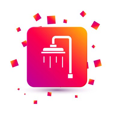 Beyaz arka planda su damlalarının aktığı beyaz duş başlığı izole edilmiş. Kare renk düğmesi. Vektör.