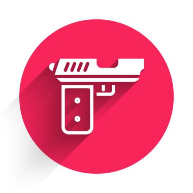 Uzun gölgeli beyaz tabanca ya da silah ikonu. Polis ya da askeri silah. Küçük ateşli silah. Kırmızı daire düğmesi. Vektör.