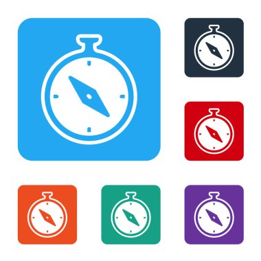 Beyaz Pusula simgesi beyaz arkaplanda izole edildi. Rüzgâr yön bulma sembolü. Rüzgar gül işareti. Renkli kare düğmelerle simgeleri ayarla. Vektör.