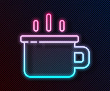 Parlayan neon hattı kahve fincanı simgesi siyah arka planda izole edilmiş. Çay fincanı. Sıcak içecek kahvesi. Vektör.
