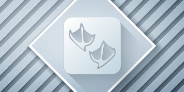 Kağıt kesiği Martı patisi ayak izi simgesi gri arkaplanda izole edildi. Kağıt sanatı tarzı. Vektör.