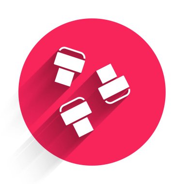 Beyaz İşaretli kalem ekleme simgesi uzun gölgeyle izole edildi. Kırmızı daire düğmesi. Vektör.