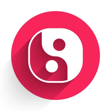 Beyaz Yin Yang uyum ve denge sembolü uzun gölgeli izole edilmiş. Kırmızı daire düğmesi. Vektör.