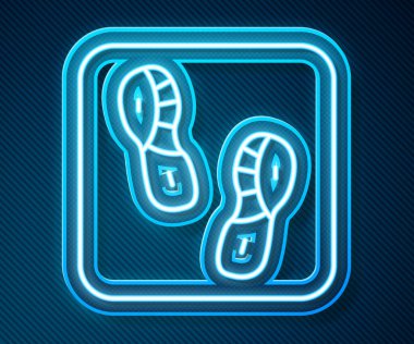 Parlayan neon çizgisi. Mavi arka planda izole edilmiş insan ayak izi ikonu. Ayakkabı tabanı. Vektör.