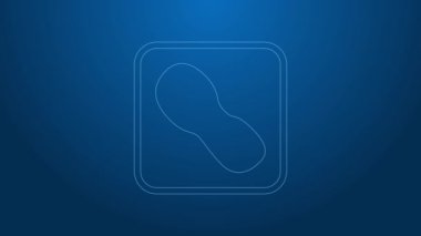 Beyaz çizgi insan ayak izi ayakkabı ikonu mavi arkaplanda izole edilmiş. Ayakkabı tabanı. 4K Video hareketli grafik canlandırması