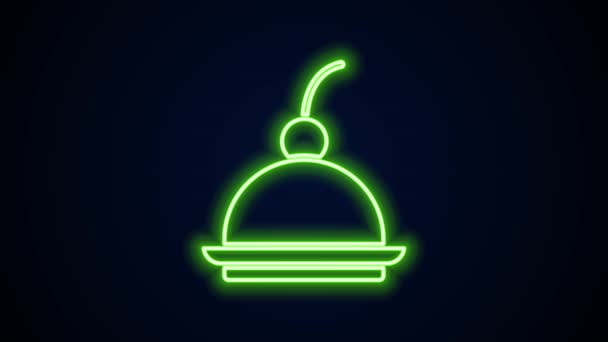 Ligne au néon éclatante tranche de gâteau au fromage cerise avec icône de garniture de fruits isolé sur fond noir. Animation graphique de mouvement vidéo 4K — Video