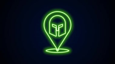 Parlayan neon çizgili Yunan miğfer simgesi siyah arkaplanda izole edildi. Tüylü ya da at tüylü askerleri korumak için antika miğfer. 4K Video hareketli grafik canlandırması