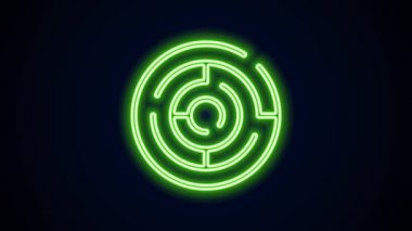 Parlayan neon hattı Minotaur labirenti ya da labirent simgesi siyah arka planda izole edilmiş. Antik Yunan mitolojisi. 4K Video hareketli grafik canlandırması