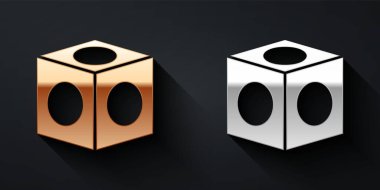 Siyah arkaplanda altın ve gümüş tebeşir ikonu izole edildi. Bilardo ıstakası için tebeşir bloğu. Uzun gölge tarzı. Vektör.