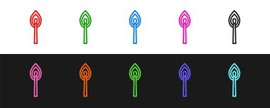 Siyah ve beyaz arkaplanda izole edilmiş ateş simgesi ile çizgi yakma kibriti. Ateşle maç. Kibrit işareti. Vektör.