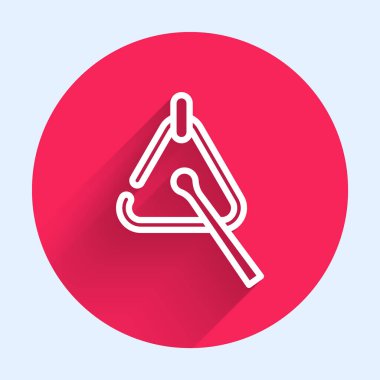 Beyaz Çizgili Üçgen müzik aleti ikonu uzun gölgeli izole edilmiş. Kırmızı daire düğmesi. Vektör.