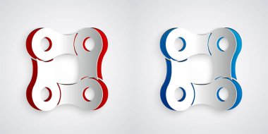 Kağıt kesiği bisiklet zinciri simgesi gri arkaplanda izole edilmiş. Bisiklet zinciri sıçrama iletimi. Kağıt sanatı tarzı. Vektör.