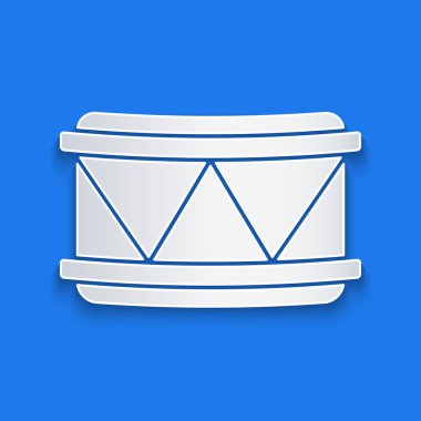 Kağıt kesiği Davul simgesi mavi arkaplanda izole edildi. Müzik işareti. Müzik aleti sembolü. Kağıt sanatı tarzı. Vektör.