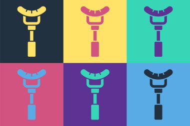 Çatal ikonundaki Pop Art Sausage renkli arka planda izole edilmiş. Izgara sosis ve aroma işareti. Vektör.