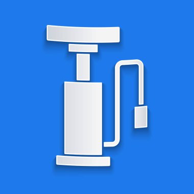 Kağıt kesikli bisiklet hava pompası ikonu mavi arka planda izole edildi. Kağıt sanatı tarzı. Vektör.