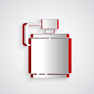 Kağıt kesiği, gri arka planda izole edilmiş kantin su şişesi simgesi. Turist matarası ikonu. Kampanyada bir kavanoz su kullanıldı. Kağıt sanatı tarzı. Vektör.