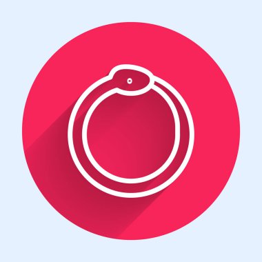 Ouroboros ikonunun uzun gölgeli beyaz çizgi sihirli sembolü. Yılan kendi kuyruğunu ısırıyor. Hayvan ve sonsuzluk, mitoloji ve yılan. Kırmızı daire düğmesi. Vektör.