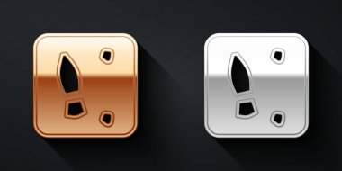 Altın ve gümüş rengi insan ayak izleri siyah arka planda izole edilmiş ayakkabı ikonu. Ayakkabı tabanı. Uzun gölge tarzı. Vektör.