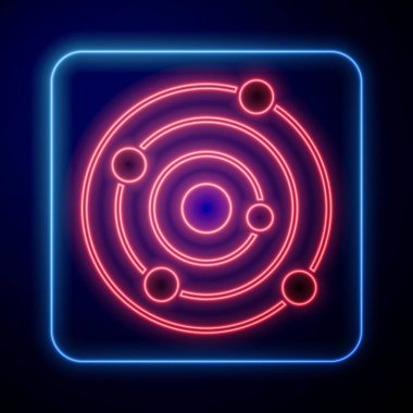 Parlayan neon güneş sistemi simgesi mavi arkaplanda izole edildi. Gezegenler yıldızın etrafında dönerler. Vektör.