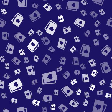 Beyaz güverte iskambil simgesi mavi arka planda izole edilmiş. Kumarhane kumarı. Vektör.