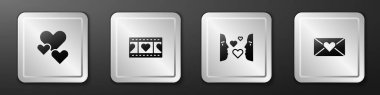 Set Heart, Play Video with Heart ilk görüşte aşk ve Envelope Valentine ikonu. Gümüş kare düğme. Vektör.