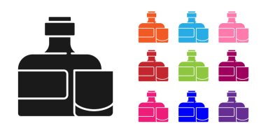 Siyah viski şişesi ve beyaz arka planda izole edilmiş cam ikon. Simgeleri renklendirin. Vektör.