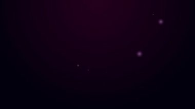 Siyah zemin üzerinde yaprak simgesi olan parlak neon çizgisi ampul. Çevre enerjisi kavramı. Alternatif enerji kavramı. 4K Video hareketli grafik canlandırması