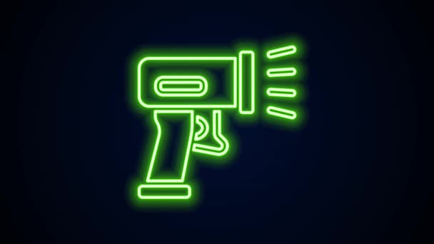 Leuchtende Leuchtschrift Scanner scannt Barcode-Symbol isoliert auf schwarzem Hintergrund. Aufkleber mit Barcode-Etiketten. Identifikation für die Lieferung mit Balken. 4K Video Motion Grafik Animation — Stockvideo