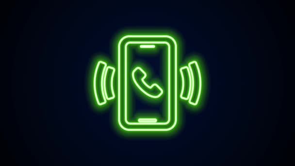 Светящаяся неоновая линия Телефон 24 часа поддержка значок изолирован на черном фоне. Круглосуточный call-центр поддержки клиентов. Звонки на полный рабочий день. Видеографическая анимация 4K — стоковое видео