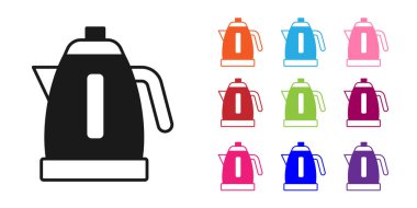 Beyaz arkaplanda siyah elektrikli su ısıtıcısı simgesi izole edildi. Çaydanlık ikonu. Simgeleri renklendirin. Vektör.