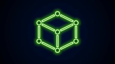 Parlayan neon hattı Isometric küp simgesi siyah arkaplanda izole edildi. Geometrik küp katı simge. 3 boyutlu kare işareti. Kutu sembolü. 4K Video hareketli grafik canlandırması