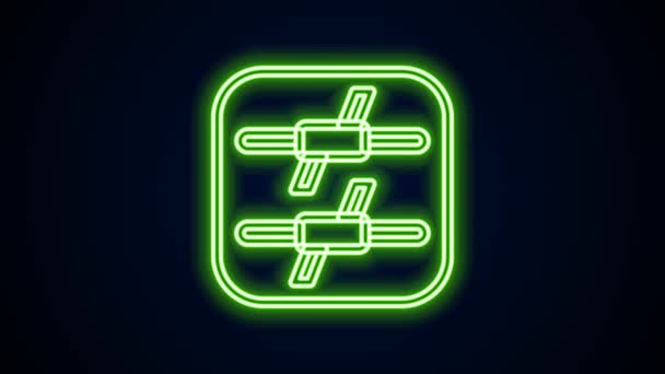 Gloeiende neon lijn Prikkeldraad pictogram geïsoleerd op zwarte achtergrond. 4K Video motion grafische animatie — Stockvideo