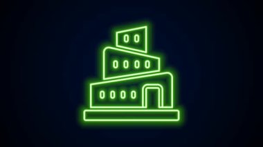 Parlayan neon hattı Babil Kulesi İncil ikonu siyah arka planda izole edildi. 4K Video hareketli grafik canlandırması