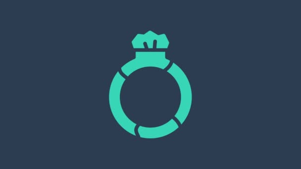 Волшебное кольцо из бирюзового фэнтези с иконкой драгоценного камня на синем фоне. Видеографическая анимация 4K — стоковое видео