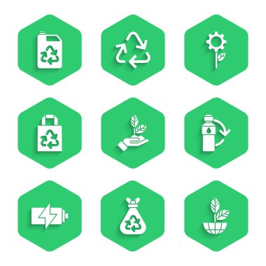 Elinde bitki, geri dönüşümlü çöp torbası, toprak küresi fabrikası, geri dönüşüm plastik şişesi, pil, kağıt, yaprak dişli makinesi ve Eko yakıt kutusu ikonu. Vektör