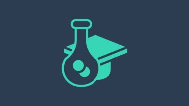 Turkuaz mezuniyet başlığı simgesi mavi arkaplanda izole edildi. Tassel ikonlu mezuniyet şapkası. 4K Video hareketli grafik canlandırması