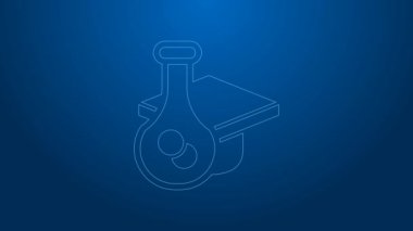 Beyaz çizgi mezuniyet simgesi mavi arka planda izole edildi. Tassel ikonlu mezuniyet şapkası. 4K Video hareketli grafik canlandırması