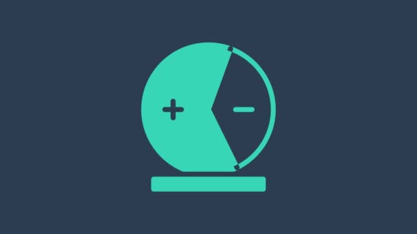 Icono de átomo turquesa aislado sobre fondo azul. Símbolo de ciencia, educación, física nuclear, investigación científica. Animación gráfica de vídeo 4K — Vídeo de stock