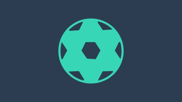 ターコイズサッカーボールアイコンは青の背景に隔離されています。スポーツ用具。4Kビデオモーショングラフィックアニメーション — ストック動画