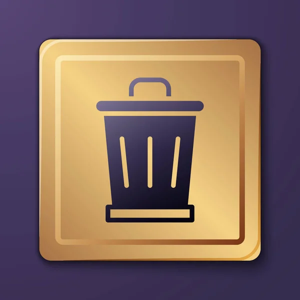 Purple Trash puede icono aislado sobre fondo púrpura. Cartel de basura. Reciclar icono de cesta. Icono de basura de oficina. Botón cuadrado dorado. Vector — Vector de stock