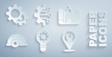 Ampul ve teçhizat ayarlayın, grafikli kağıt pusula, işçi kaskı anahtar anahtarı, Algoritma ve Vites simgesi olan yer. Vektör